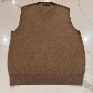 Kallspin Sweater Vest Wool Cashmere Blend Mens L Beige Preppy Career Minimalist